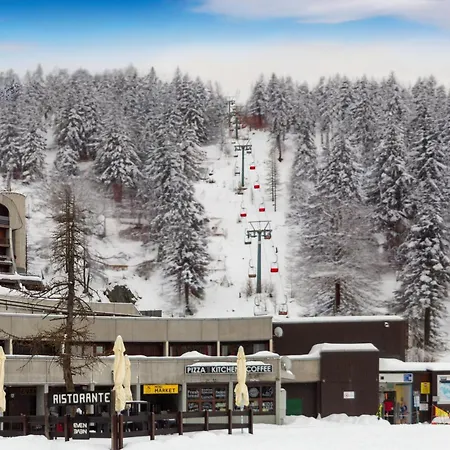 Hellochalet Le Bois Du Cervin - Matterhorn View, Ski-in Ski-out Apartment *
