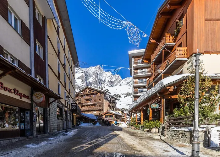 Апартаменти Hellochalet Le Bois Du Cervin - Matterhorn View, Ski-in Ski-out *